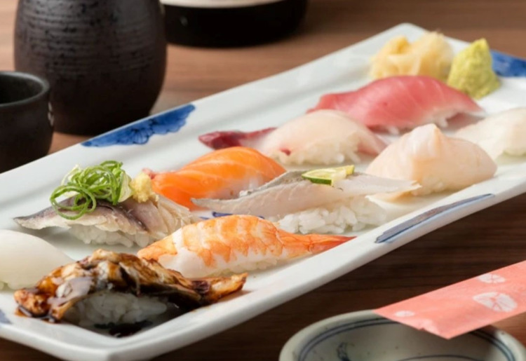 ▼【名物】寿司盛合せ 各種